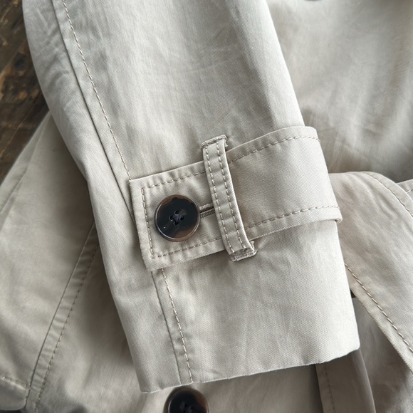 Classic Limonta Banana Republic Trench coat NWOT. - Picture 3 of 8